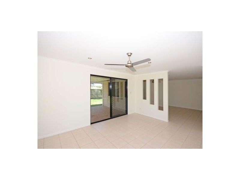 60 Chancellor Drive, Urraween QLD 4655