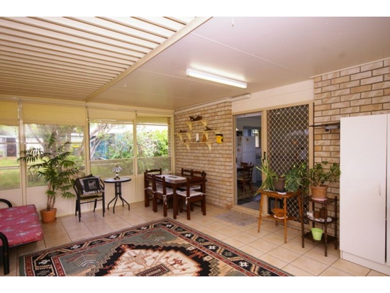 2 Crawford Drive, Dundowran QLD 4655