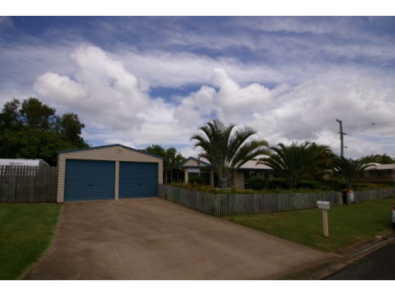 2 Crawford Drive, Dundowran QLD 4655
