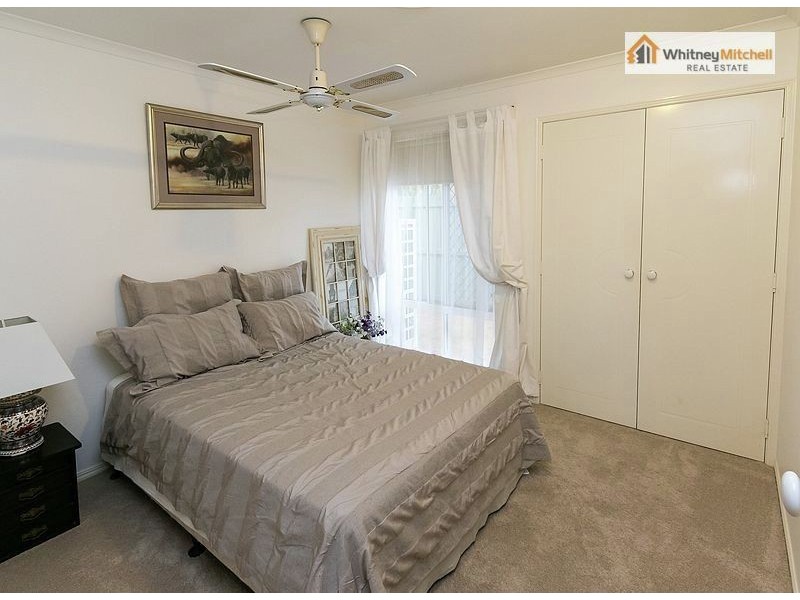 16 Banks Court, Torquay QLD 4655