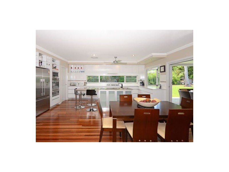 8 Sempfs Road, Dundowran Beach QLD 4655