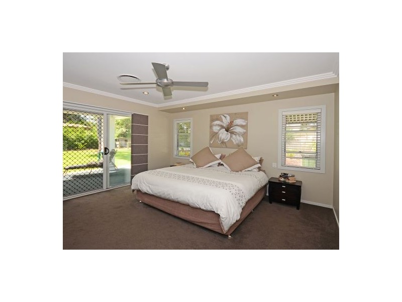 8 Sempfs Road, Dundowran Beach QLD 4655