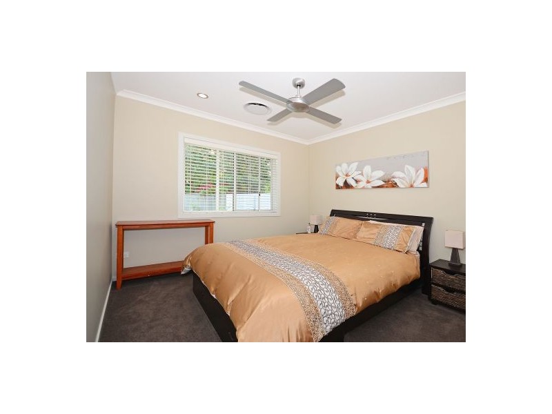 8 Sempfs Road, Dundowran Beach QLD 4655