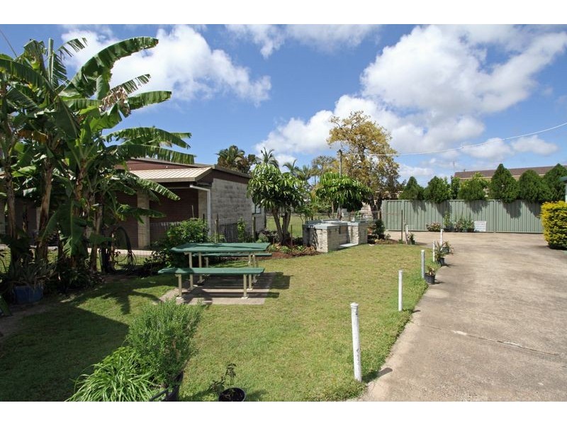 4/445 Esplanade, Torquay QLD 4655