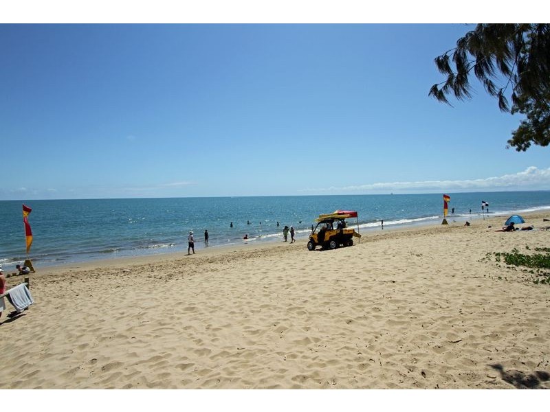 4/445 Esplanade, Torquay QLD 4655