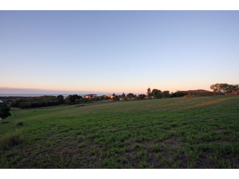 59 Mal Campbell Drive, Craignish QLD 4655