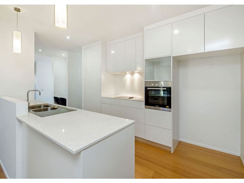 63 Royal Drive, Kawungan QLD 4655