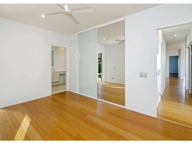 63 Royal Drive, Kawungan QLD 4655