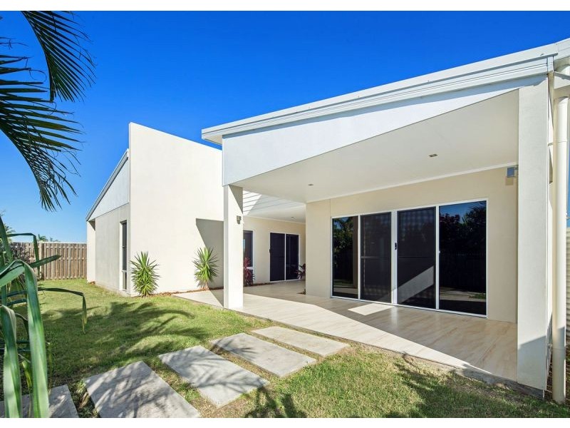 63 Royal Drive, Kawungan QLD 4655