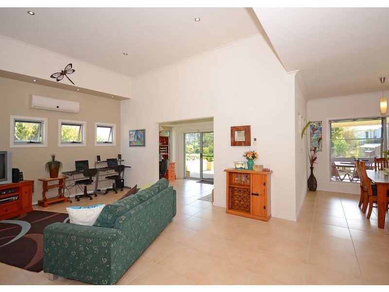 3 Jasmine Court, Dundowran Beach QLD 4655