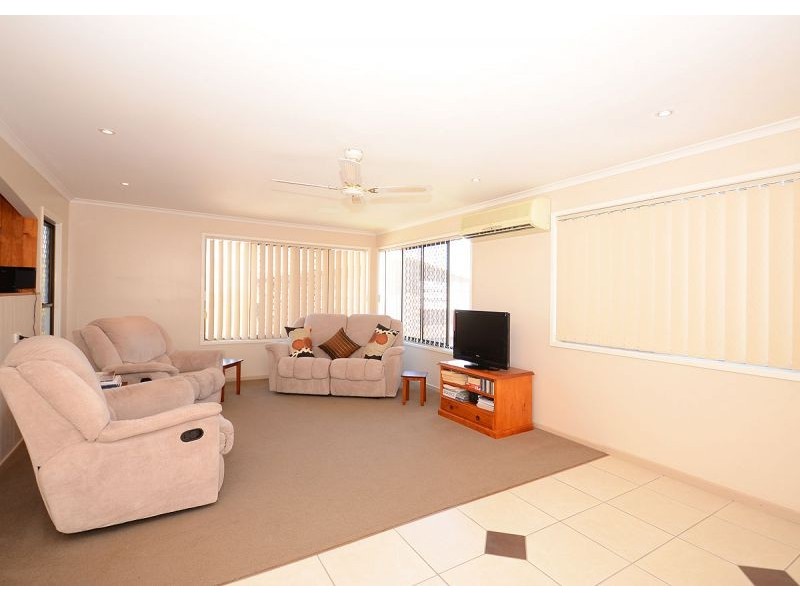 3 Martin Street, Point Vernon QLD 4655