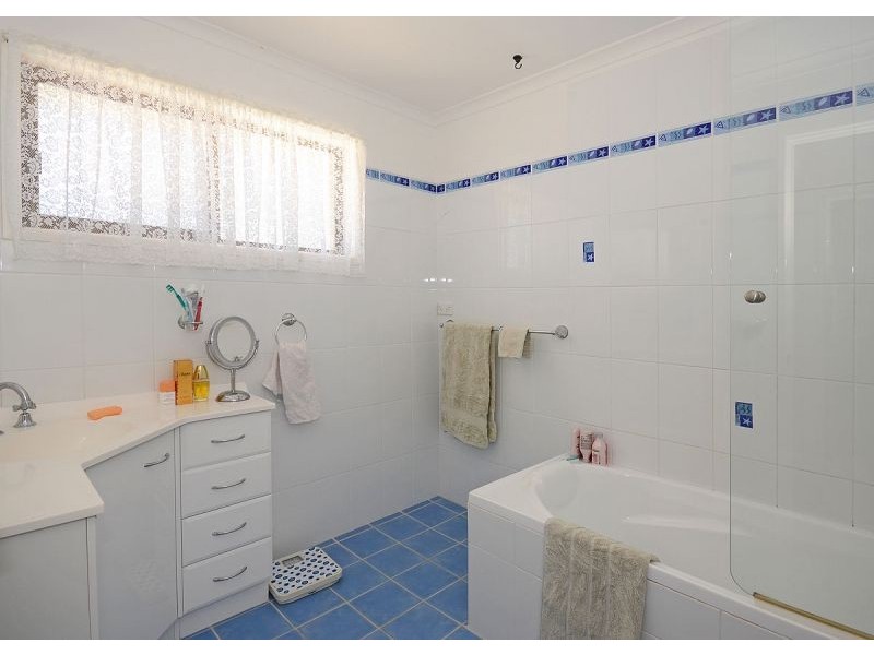 3 Martin Street, Point Vernon QLD 4655