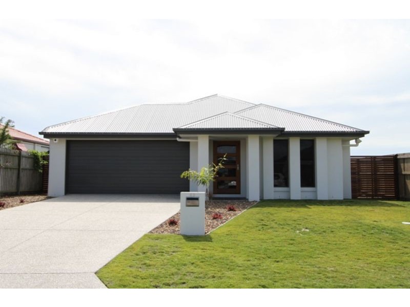 43 Endeavour Way, Eli Waters QLD 4655