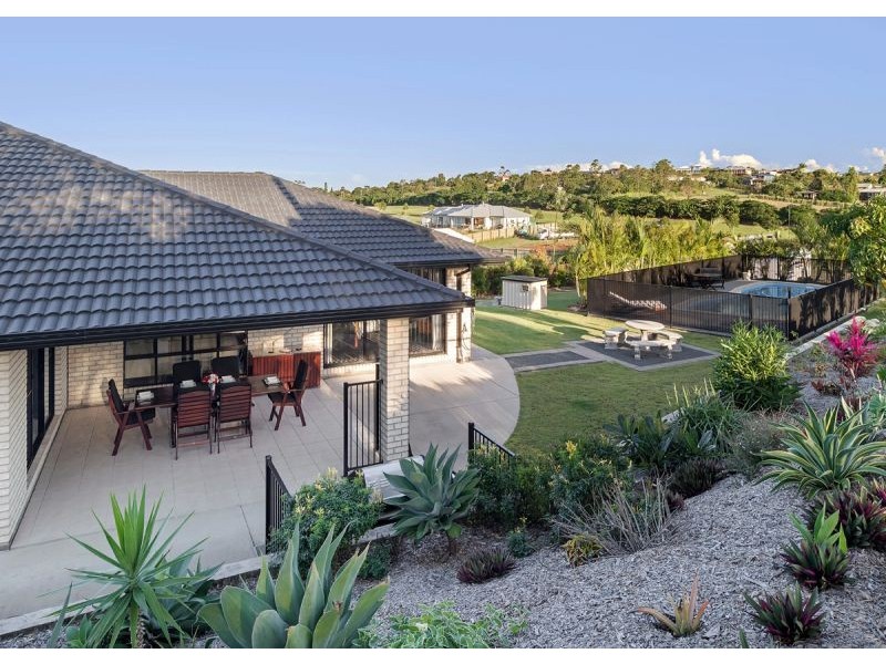 22 Jasmine Court, Dundowran Beach QLD 4655