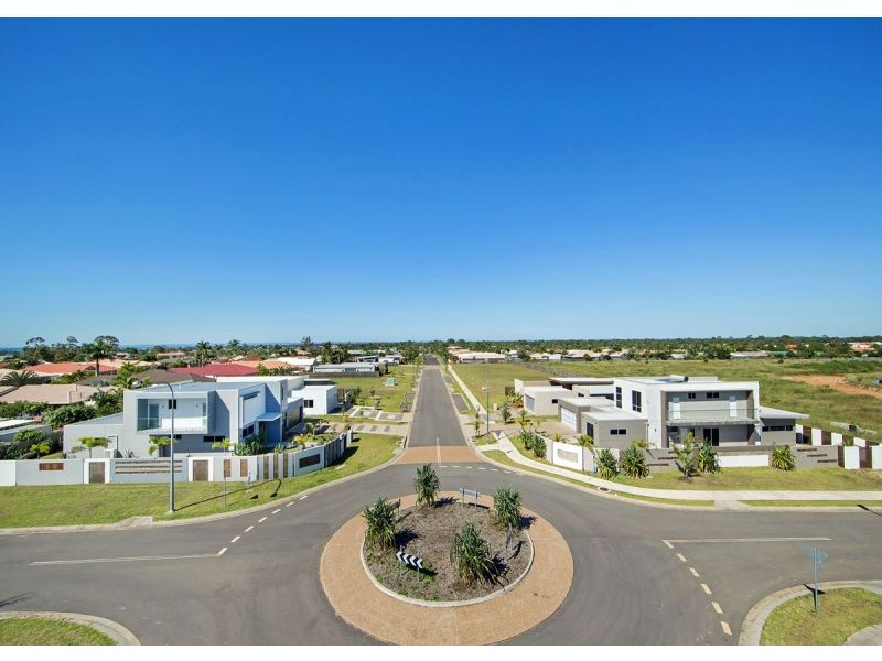 16 Davis Drive, Kawungan QLD 4655