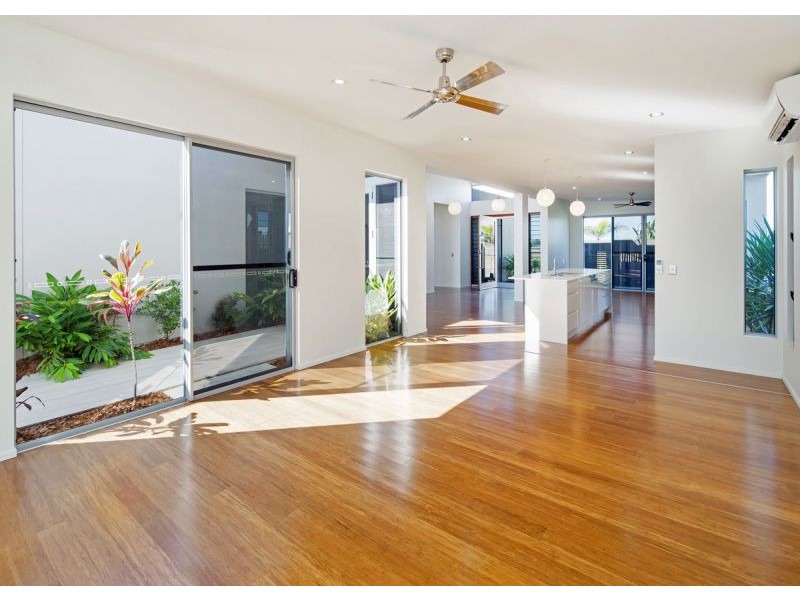 57 Royal Drive, Kawungan QLD 4655