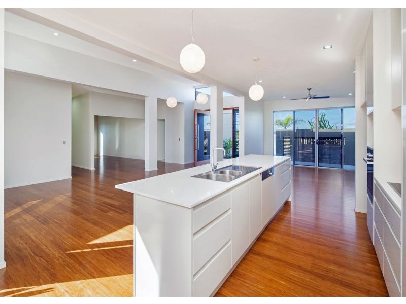 57 Royal Drive, Kawungan QLD 4655