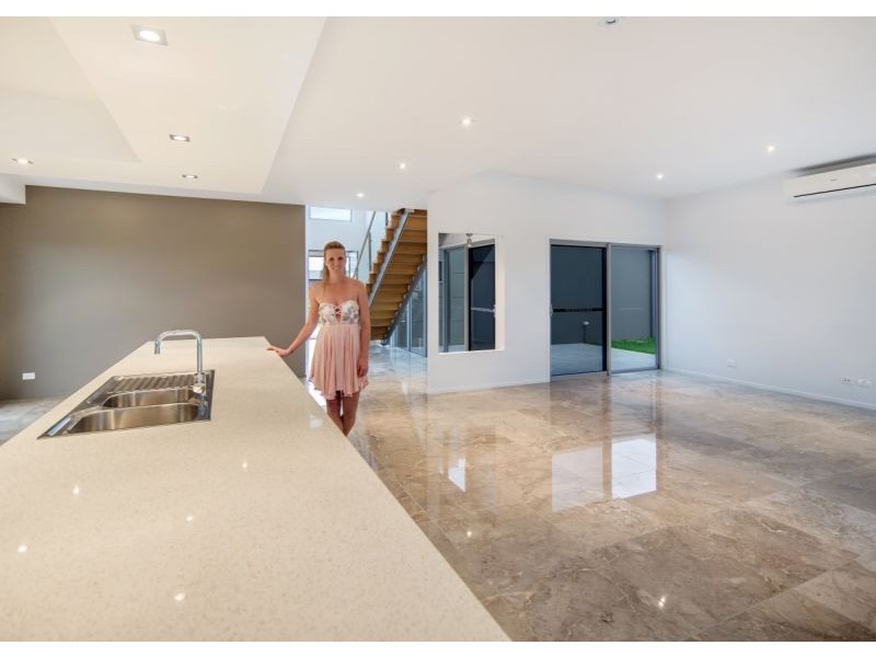 18 Davis Drive, Kawungan QLD 4655