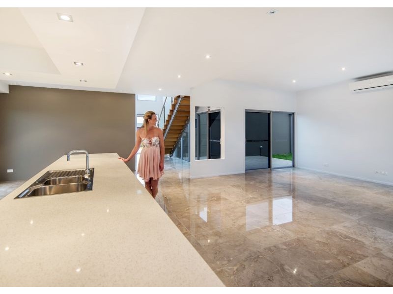 18 Davis Drive, Kawungan QLD 4655