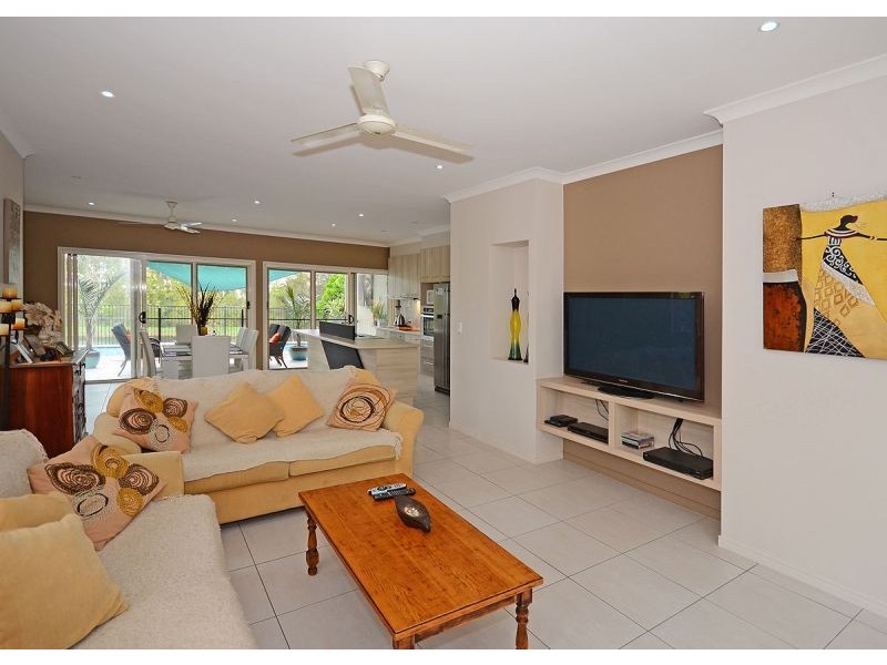 19 Harmony Avenue, Urraween QLD 4655