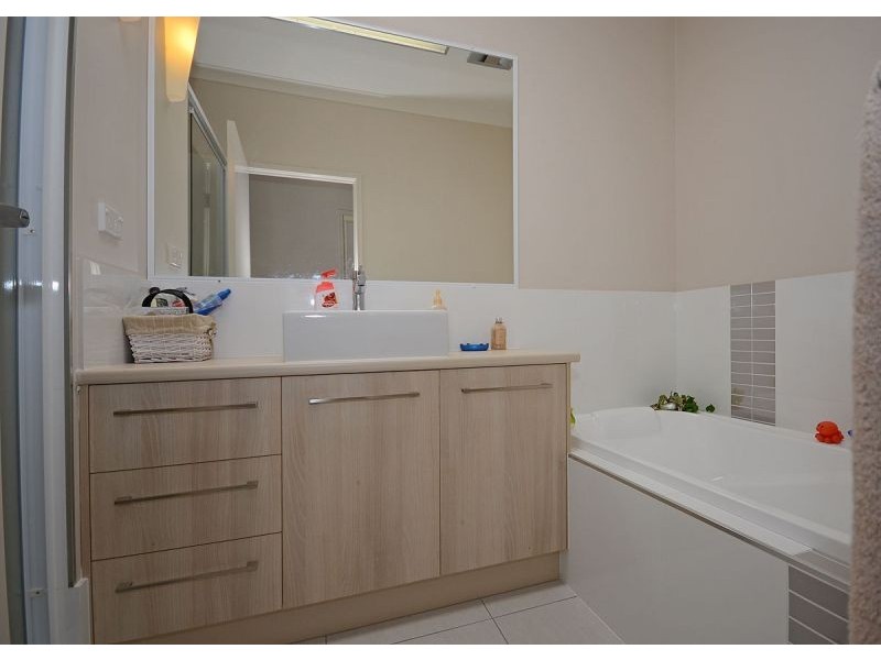 19 Harmony Avenue, Urraween QLD 4655