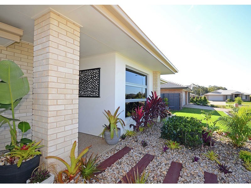 24 Oxley Circuit, Urraween QLD 4655