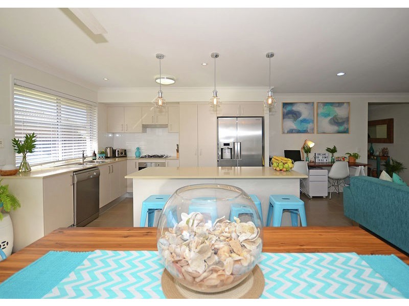 24 Oxley Circuit, Urraween QLD 4655