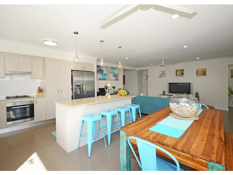 24 Oxley Circuit, Urraween QLD 4655