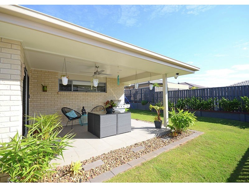 24 Oxley Circuit, Urraween QLD 4655