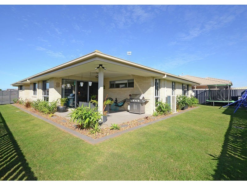 24 Oxley Circuit, Urraween QLD 4655