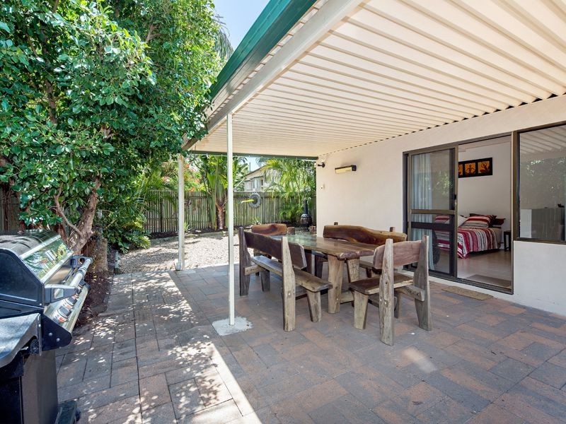 5 Margaret, Urangan QLD 4655