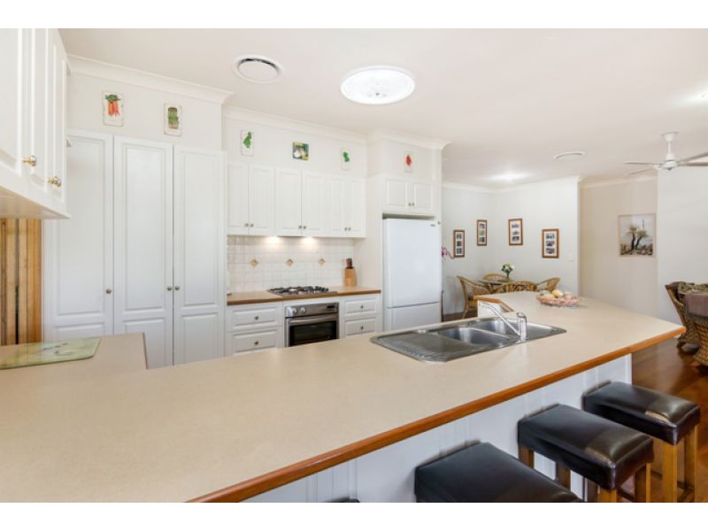 17 Sandalwood Drive, Wondunna QLD 4655