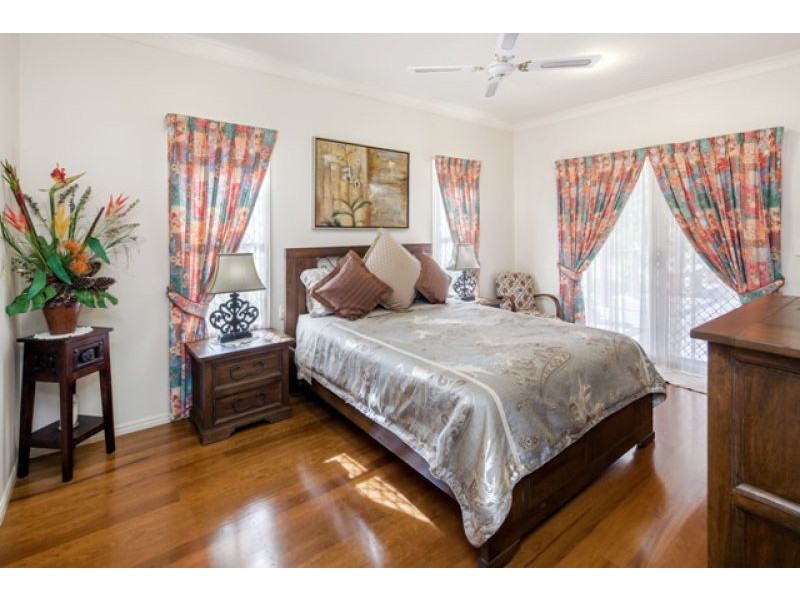 17 Sandalwood Drive, Wondunna QLD 4655