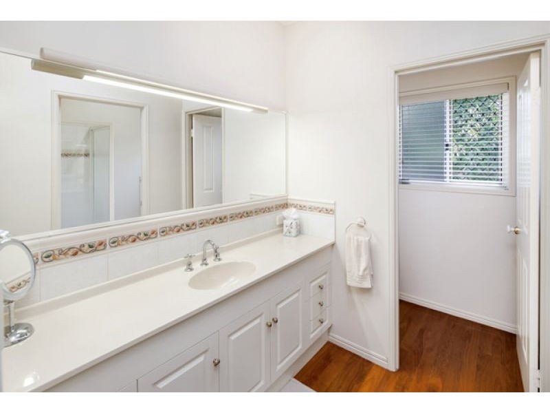 17 Sandalwood Drive, Wondunna QLD 4655