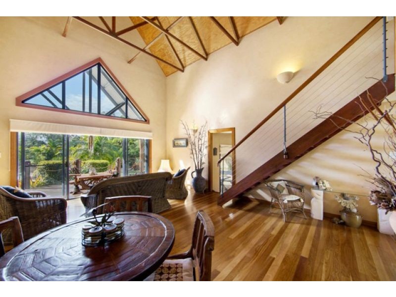 4 Meadow Drive, Dundowran Beach QLD 4655