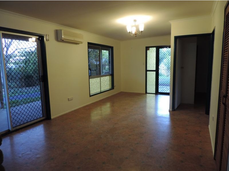 84 Crawford, Dundowran QLD 4655