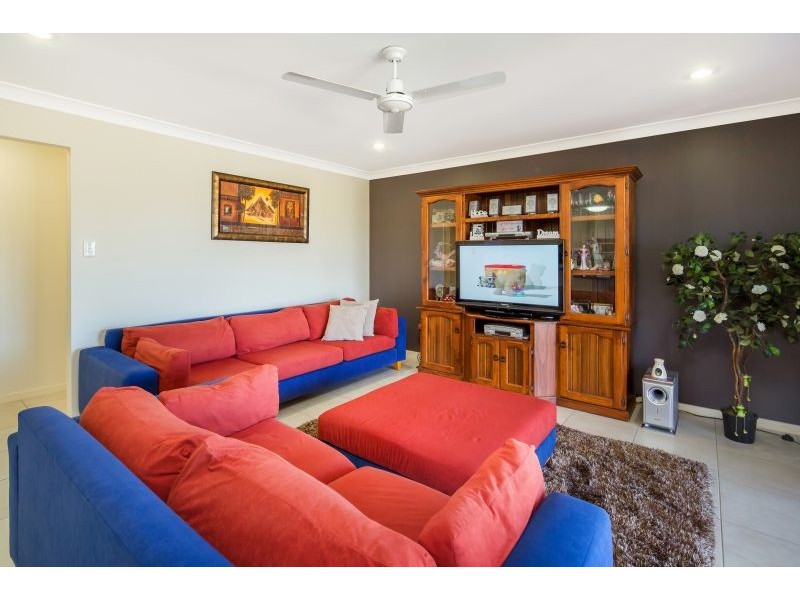 3 Bayridge Heights Drive, Nikenbah QLD 4655