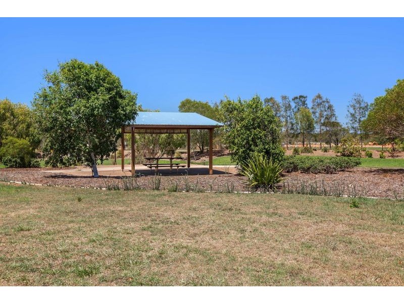 3 Bayridge Heights Drive, Nikenbah QLD 4655