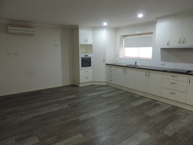 106 Garden Drive, Urangan QLD 4655