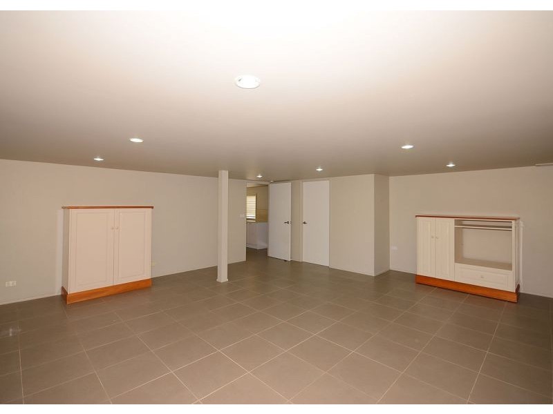 25 Rachael Street, Point Vernon QLD 4655