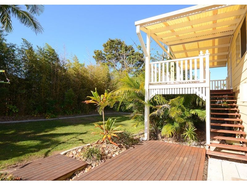 25 Rachael Street, Point Vernon QLD 4655