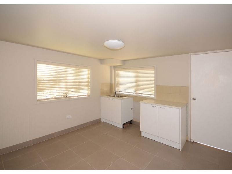 25 Rachael Street, Point Vernon QLD 4655