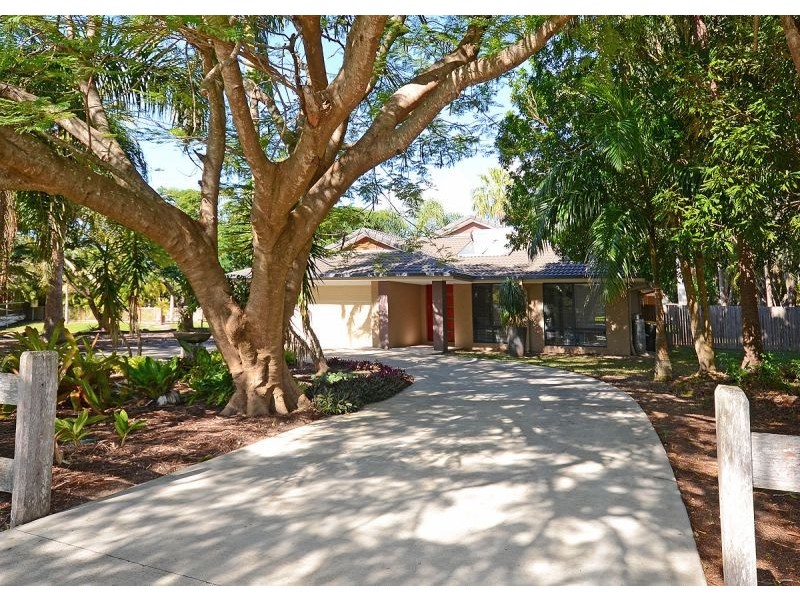1a Sempfs Road, Dundowran Beach QLD 4655