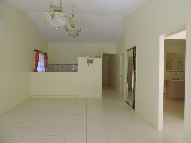 1/77-81 Freshwater, Torquay QLD 4655