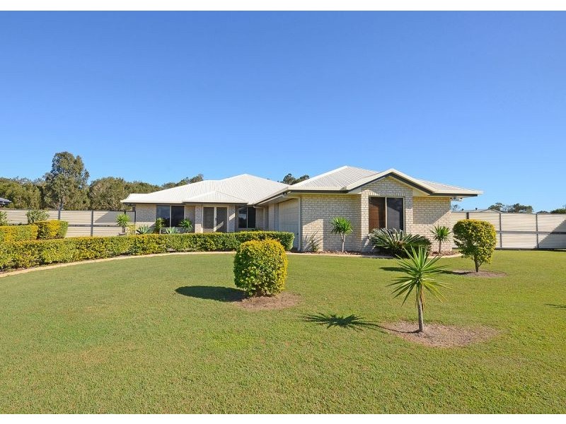 5 Cockatiel Court, Dundowran Beach QLD 4655