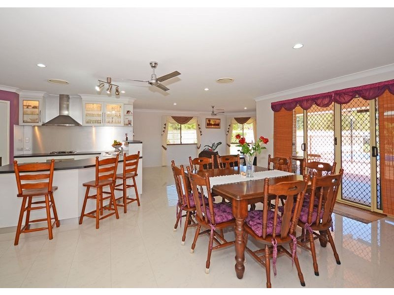 5 Cockatiel Court, Dundowran Beach QLD 4655