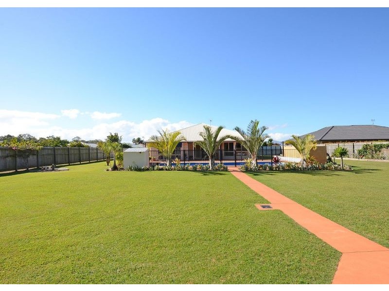 5 Cockatiel Court, Dundowran Beach QLD 4655