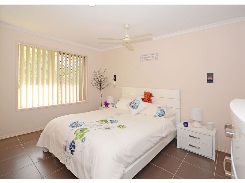 40 Emerald Park Way, Urangan QLD 4655