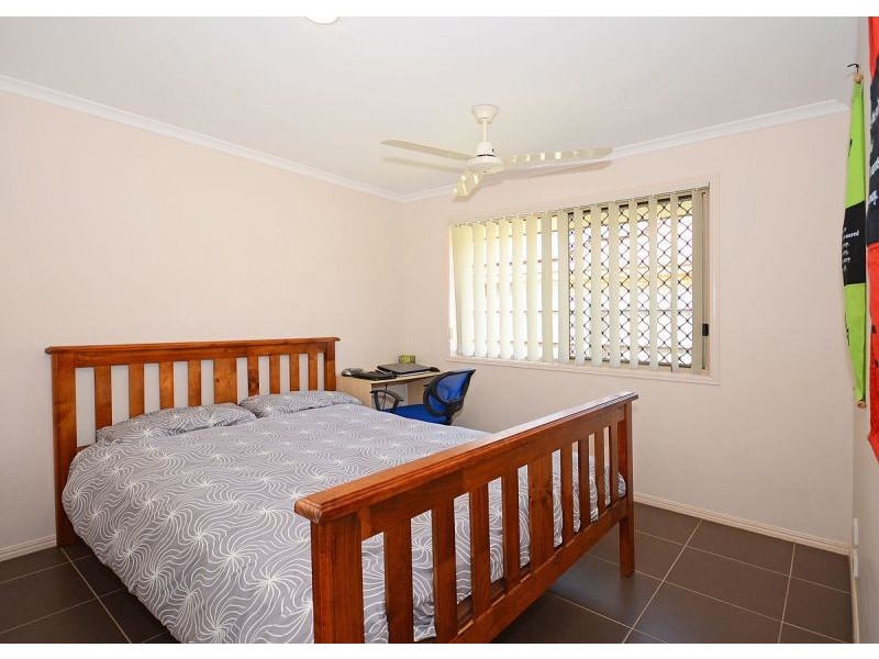 40 Emerald Park Way, Urangan QLD 4655