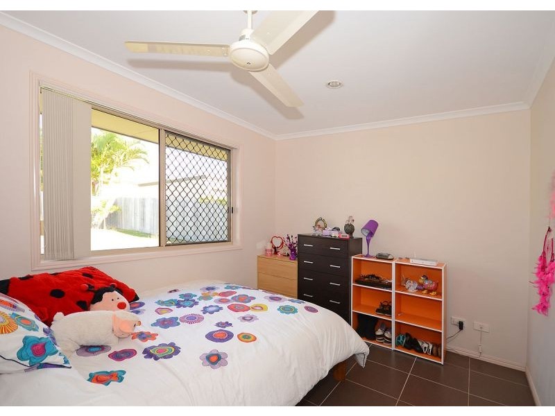 40 Emerald Park Way, Urangan QLD 4655